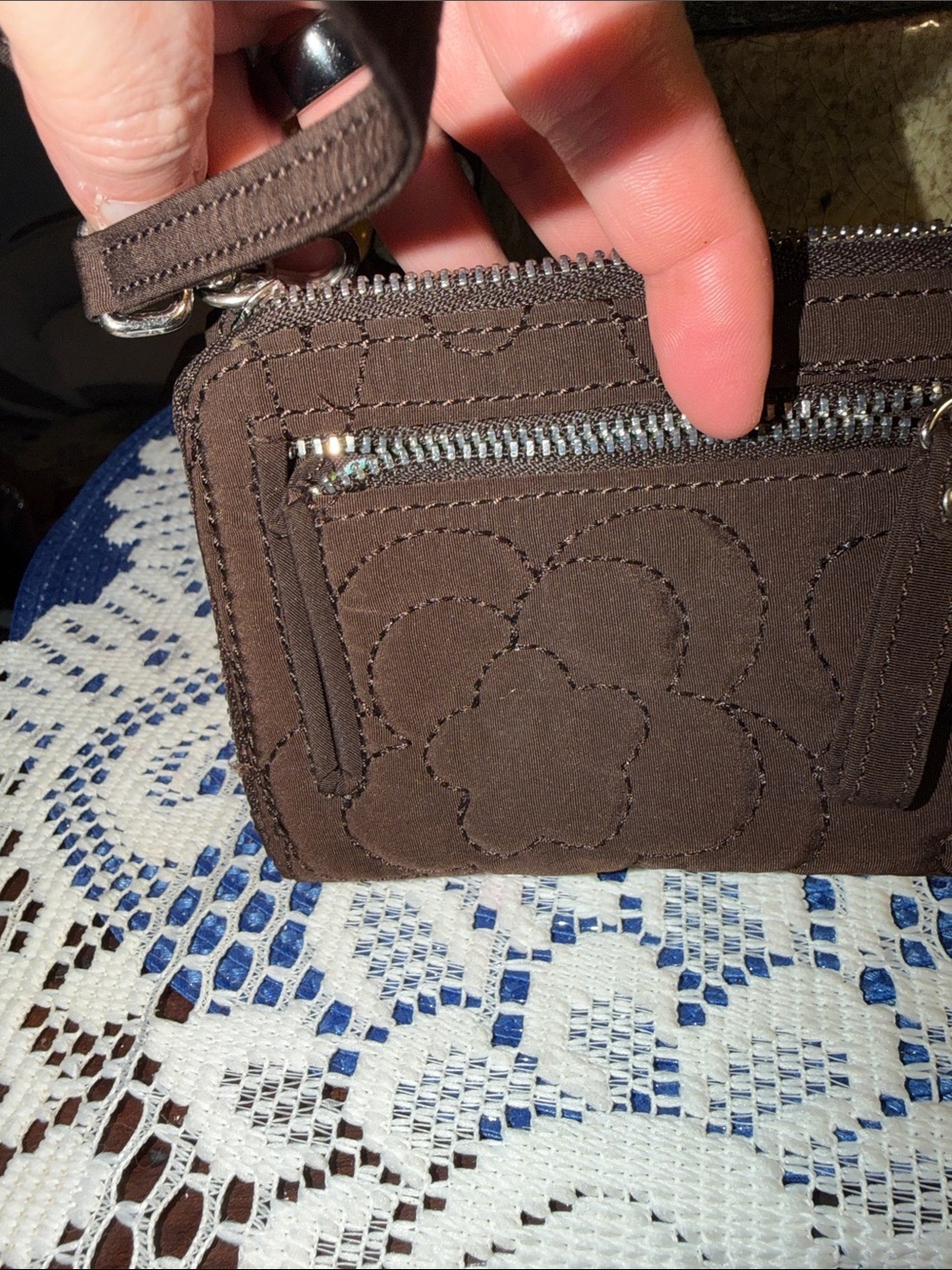 Vera Bradley Brown Quilted Floral Crossbody Wallet - Picture 11 of 12